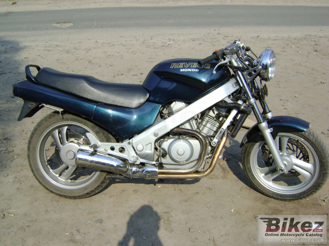 Big  ntv 650 picture and wallpaper from Bikez.com